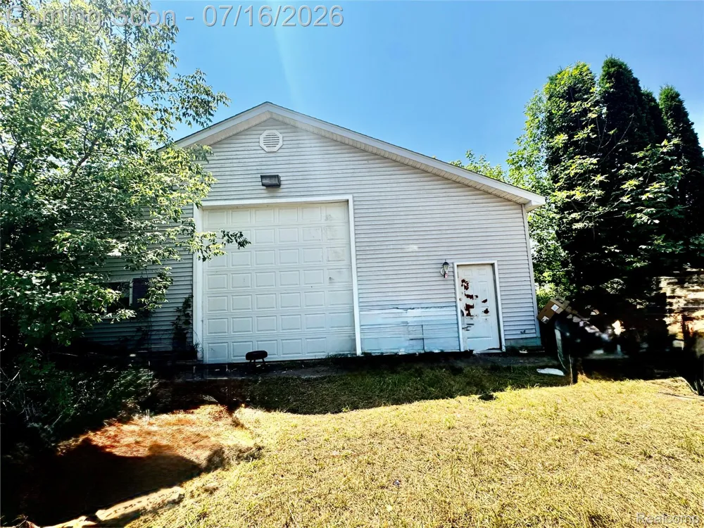 5454 Hopkins Road Genesee Charter Township, MI 48506