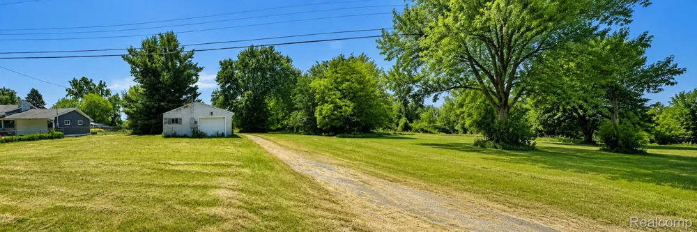 5454 Hopkins Road Genesee Charter Township, MI 48506