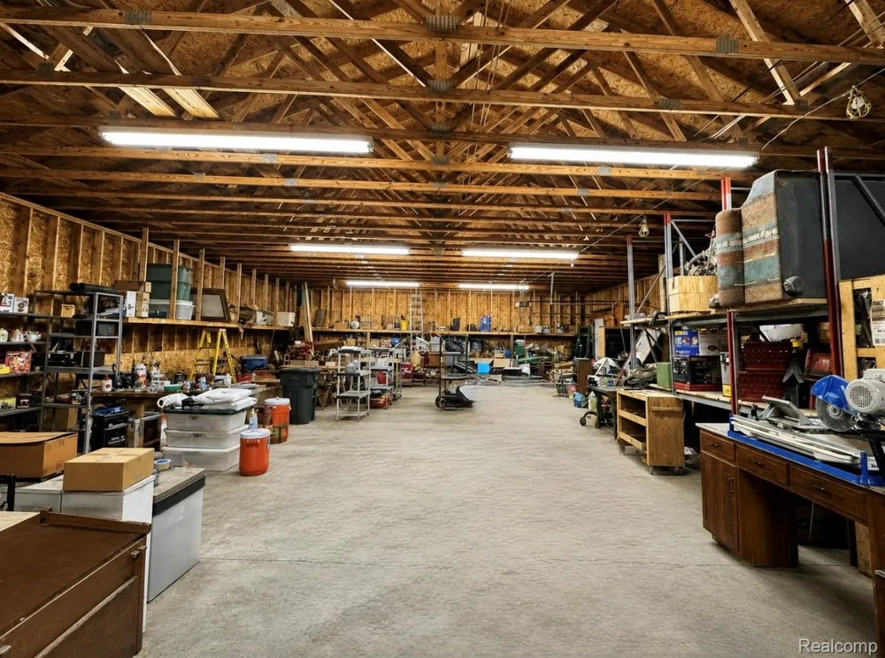 5454 Hopkins Road Genesee Charter Township, MI 48506
