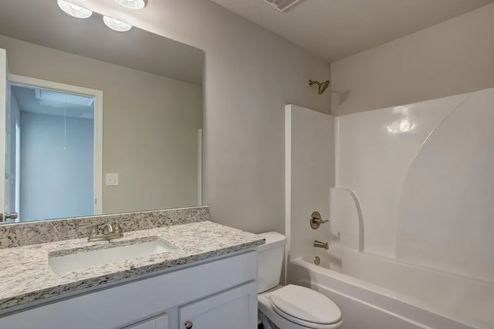 96 Purackal Lane Statham, GA 30666