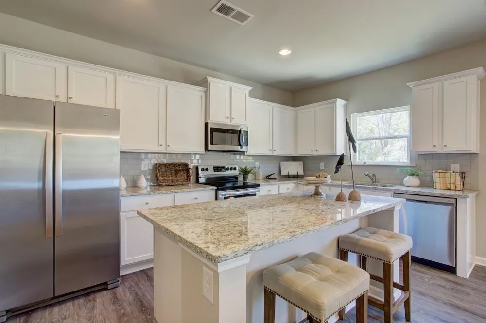 96 Purackal Lane Statham, GA 30666