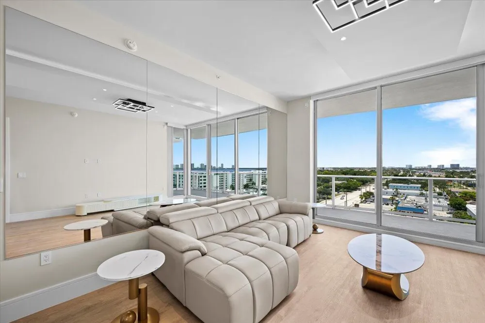 220 Lake Shore Drive #917 Lake Park, FL 33403