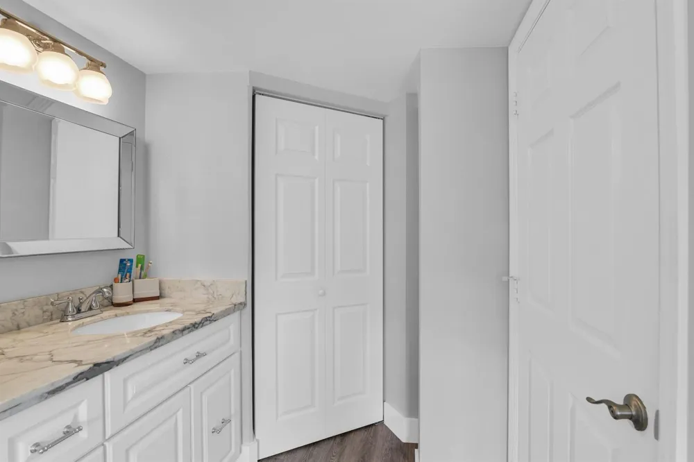 1030 Lake Shore Drive #103 Lake Park, FL 33403