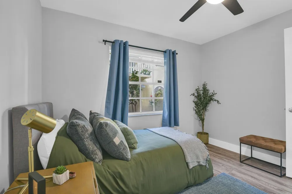 1030 Lake Shore Drive #103 Lake Park, FL 33403