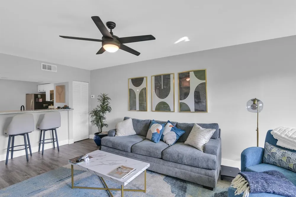 1030 Lake Shore Drive #103 Lake Park, FL 33403