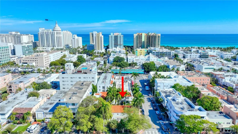 439 15th St #2 Miami Beach, FL 33139