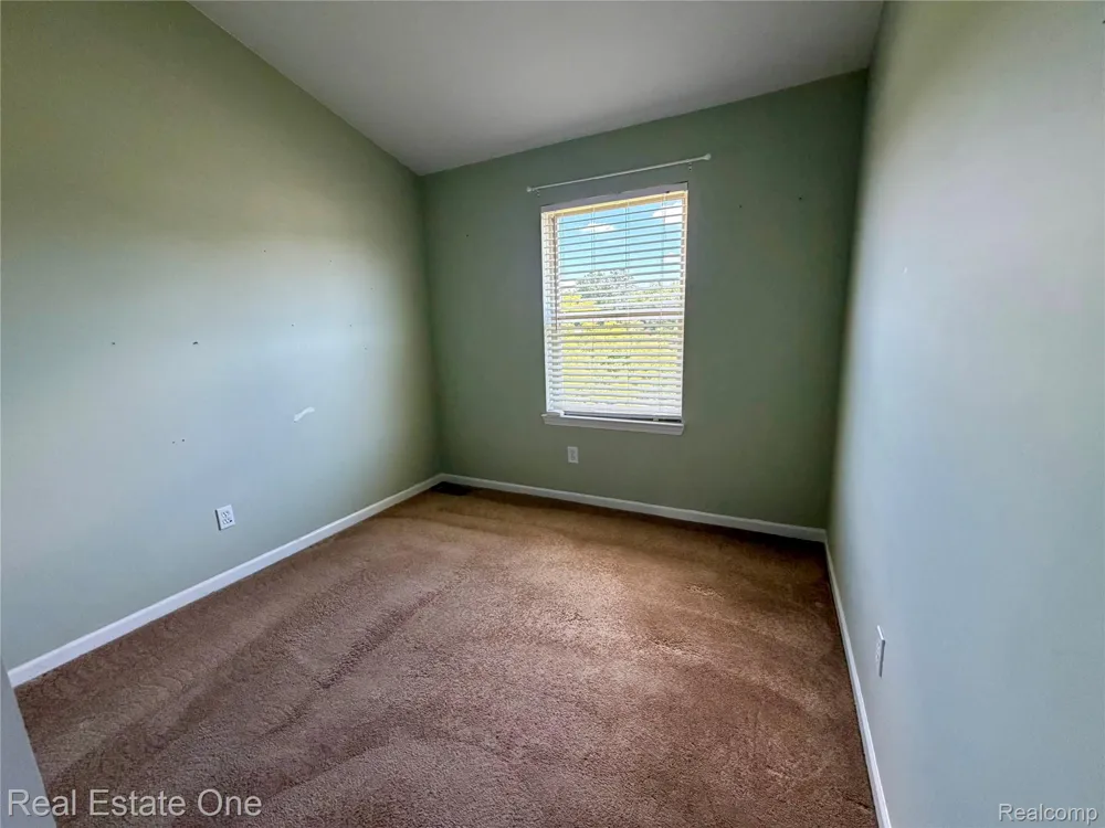1930 Alexander Drive Westland City, MI 48186
