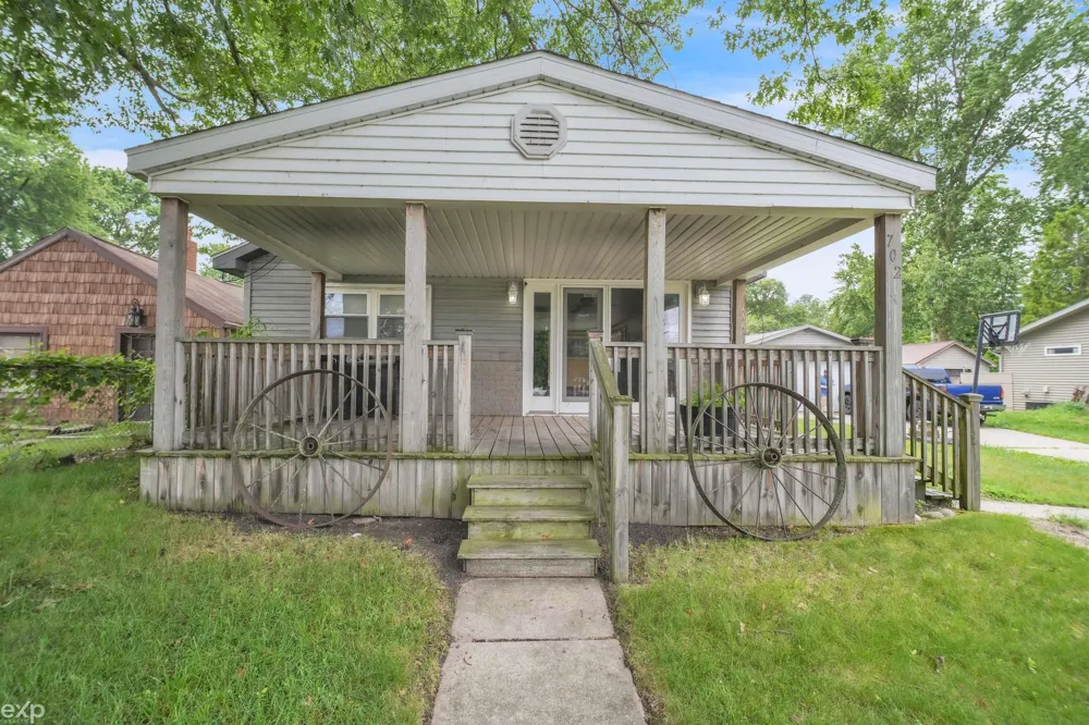 702 Bay Road Bangor Charter Township, MI 48706