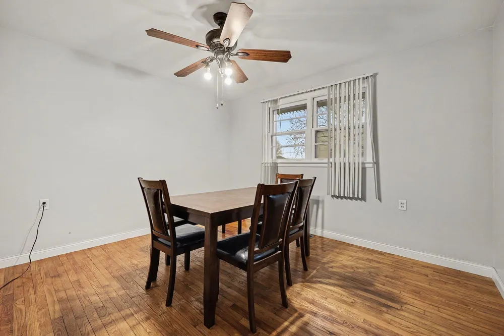 2463 Kinney Avenue NW Walker City, MI 49534