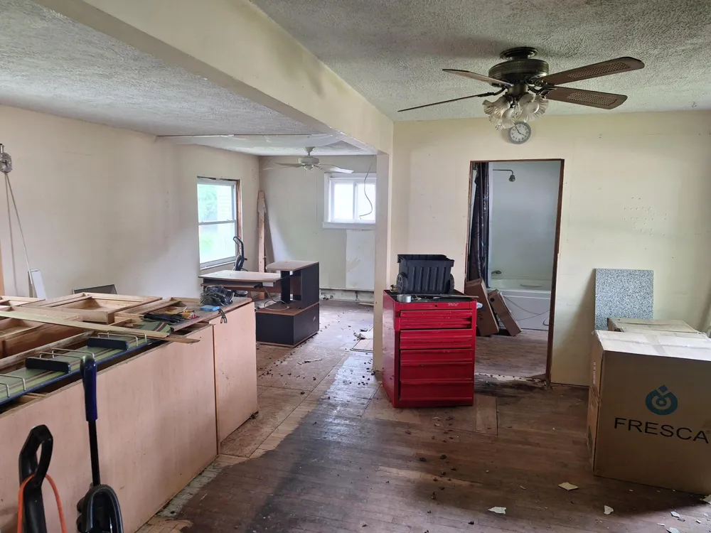 2104 Melvin Court Lansing Charter Township, MI 48917
