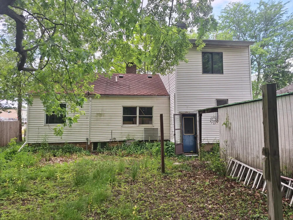 2104 Melvin Court Lansing Charter Township, MI 48917