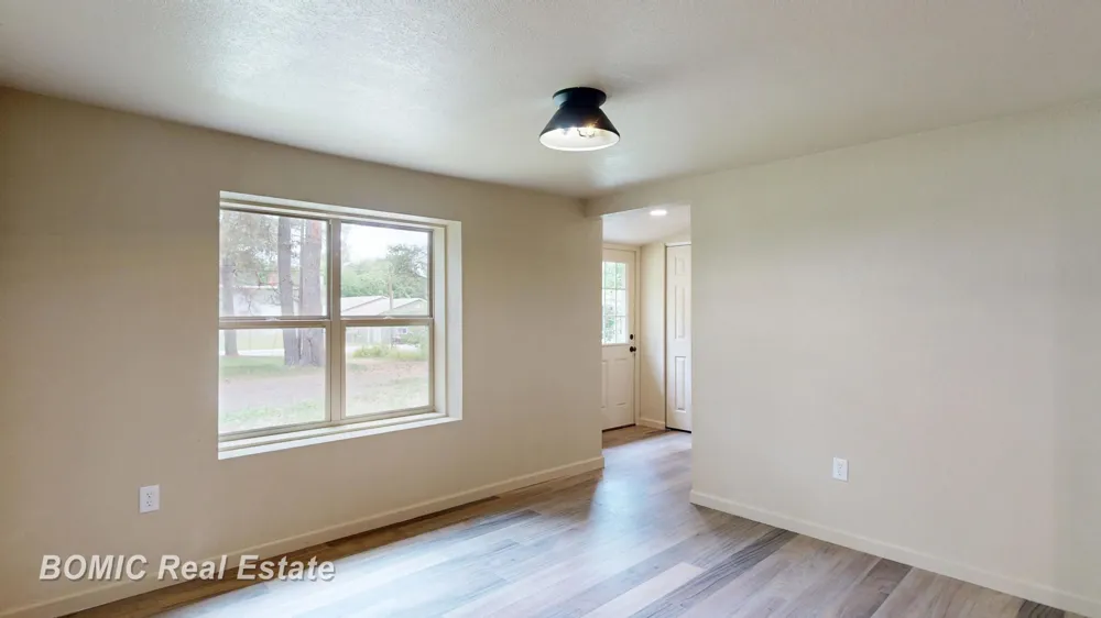 2435 E Dayton Road Wells Township, MI 48723