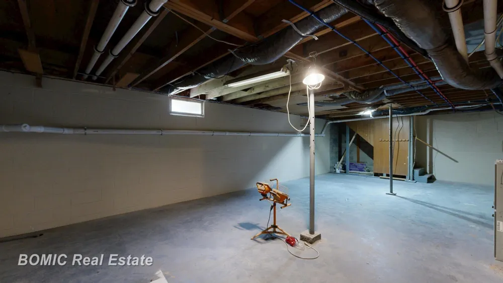 2435 E Dayton Road Wells Township, MI 48723