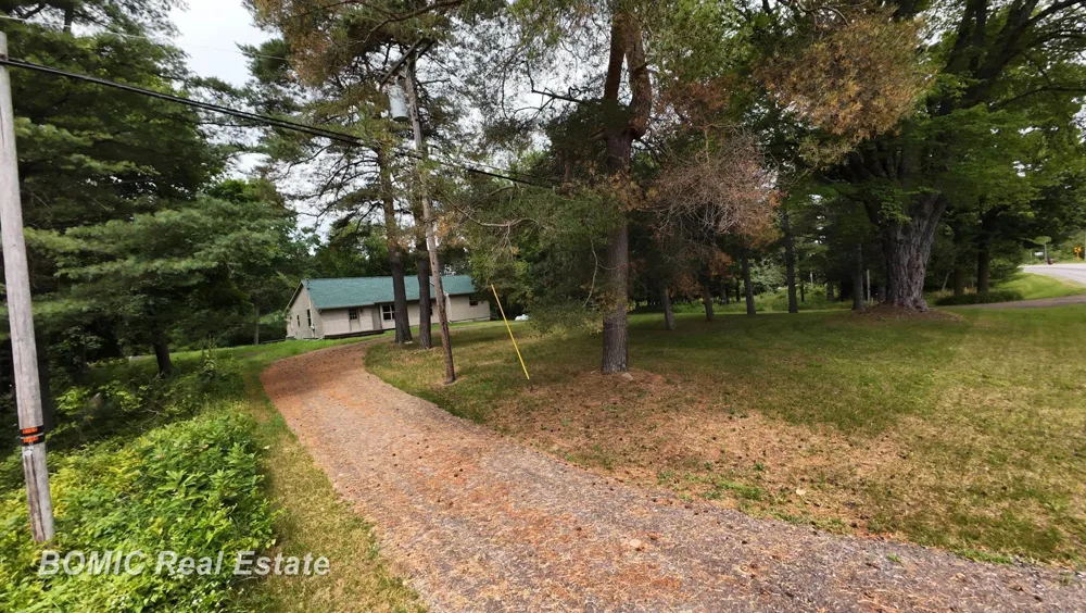 2435 E Dayton Road Wells Township, MI 48723