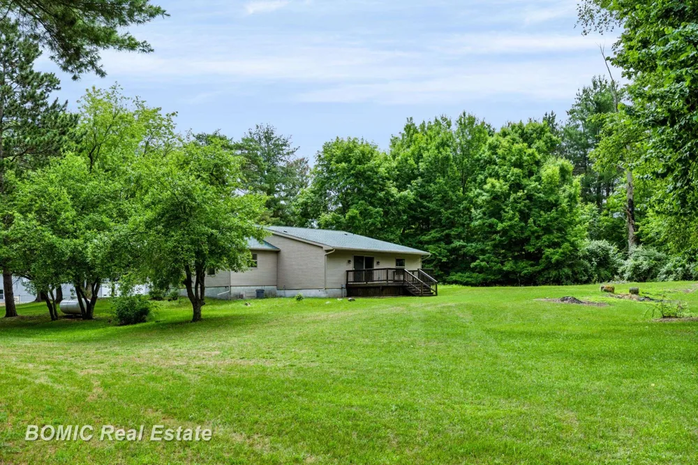 2435 E Dayton Road Wells Township, MI 48723