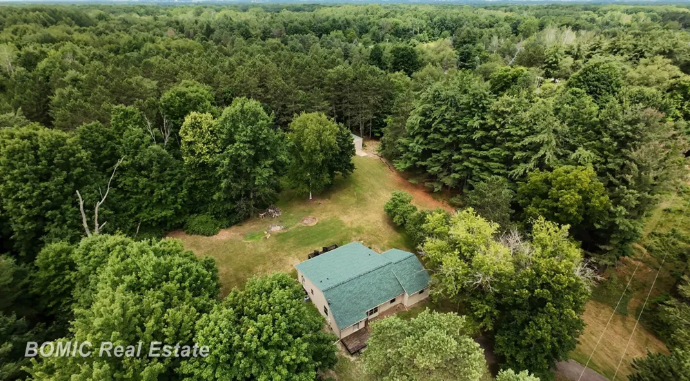 2435 E Dayton Road Wells Township, MI 48723