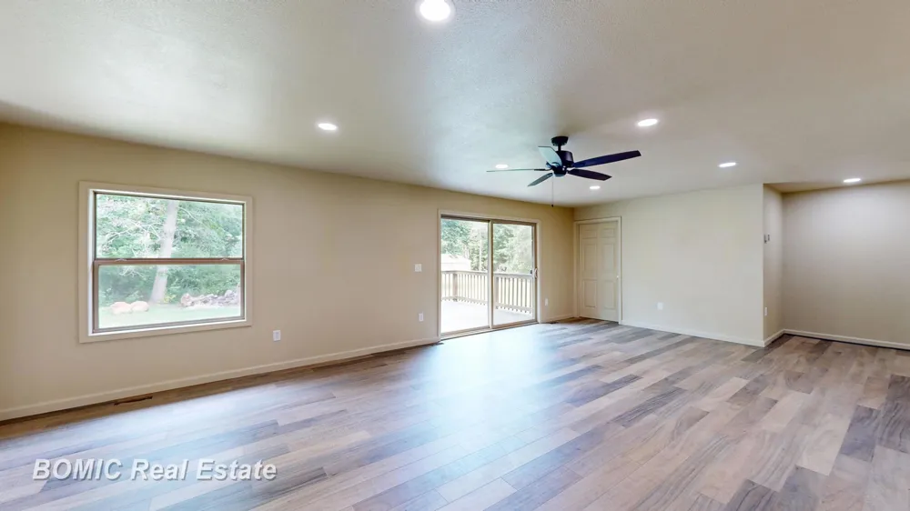 2435 E Dayton Road Wells Township, MI 48723
