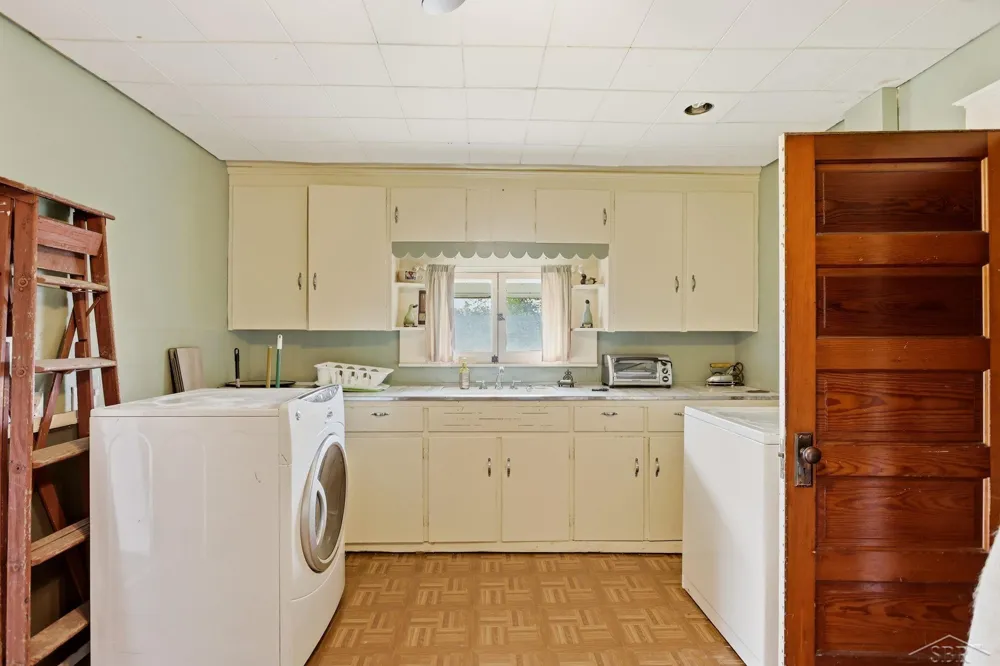 12030 Lewis Road Thetford Township, MI 48420