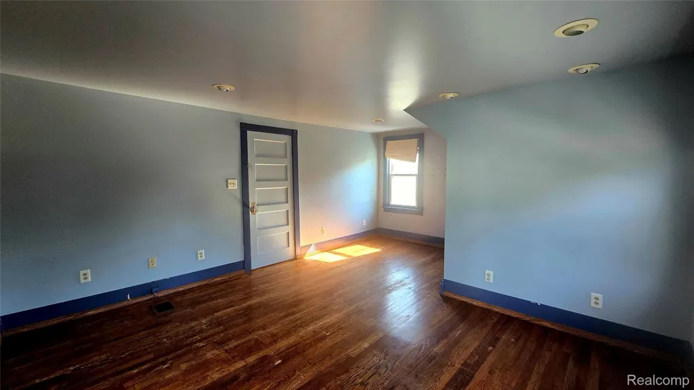 1619 White Street Port Huron City, MI 48060