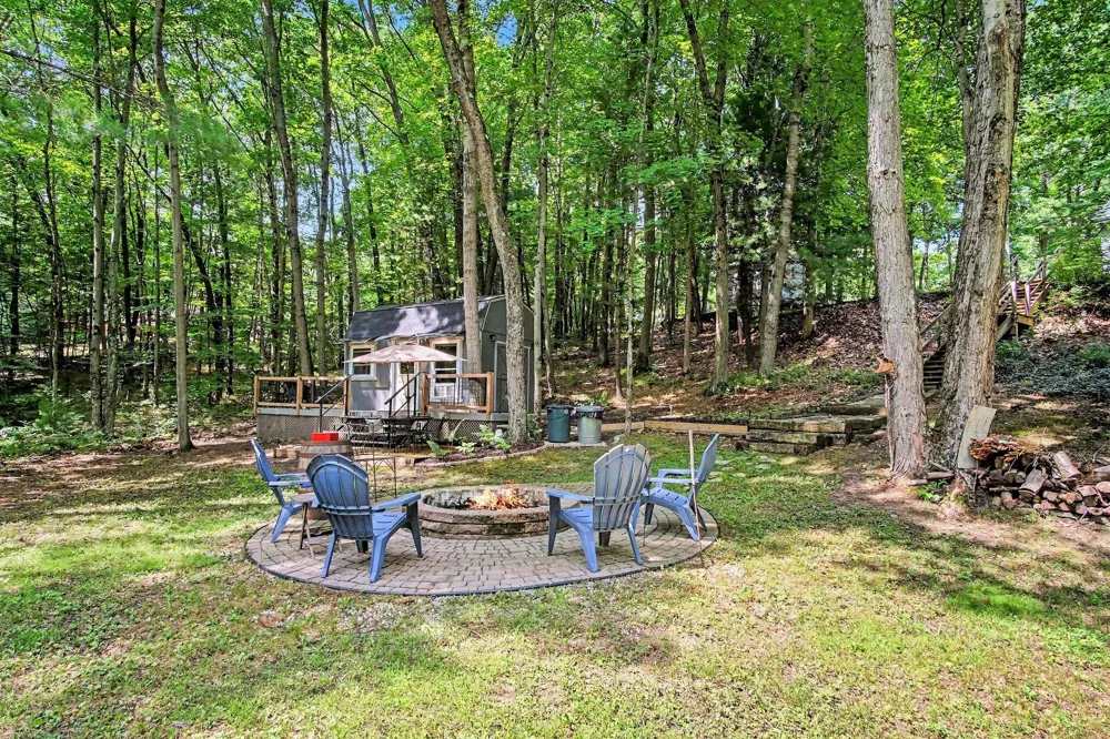11793 W Baker Road Eureka Township, MI 48838