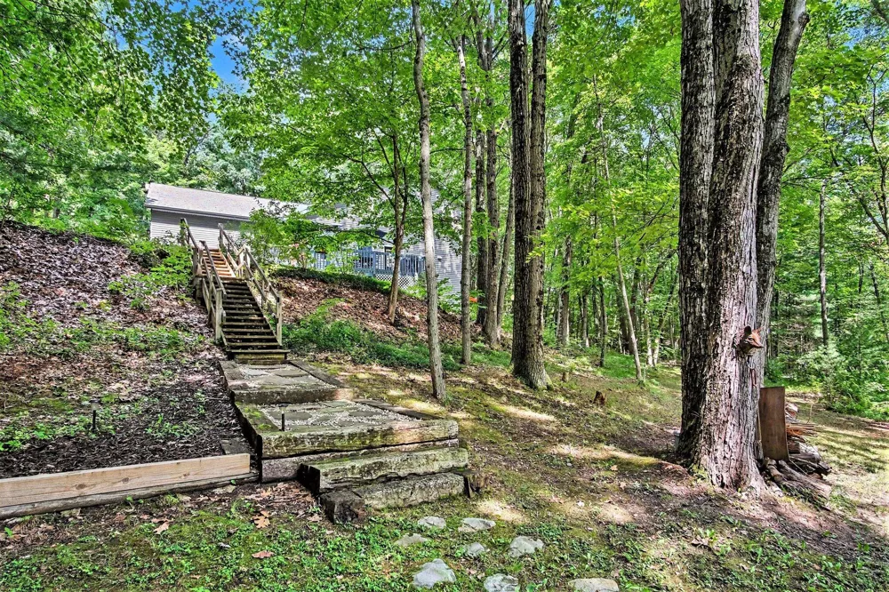 11793 W Baker Road Eureka Township, MI 48838
