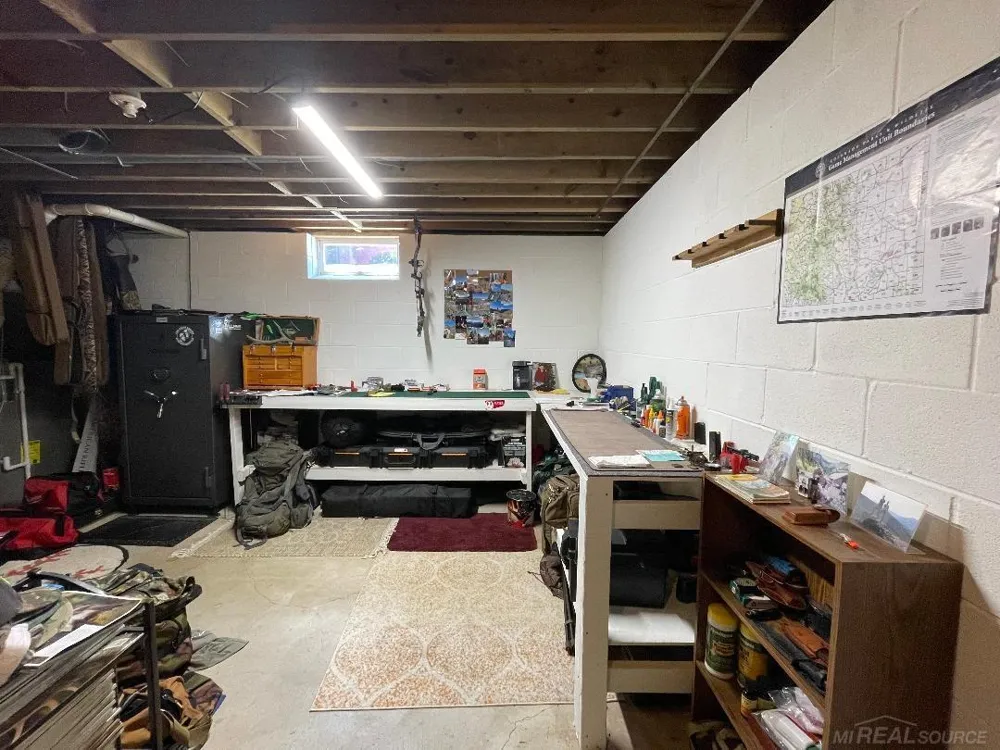1535 Bauman Road Columbus Township, MI 48063