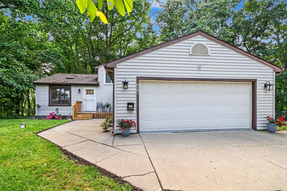 1970 Country Club Way Clarence Township, MI 49224