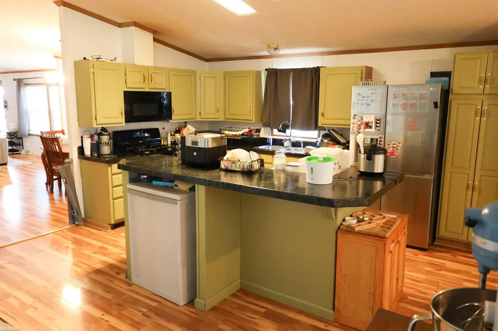 23157 Grey Gables Drive Clinton Charter Township, MI 48036