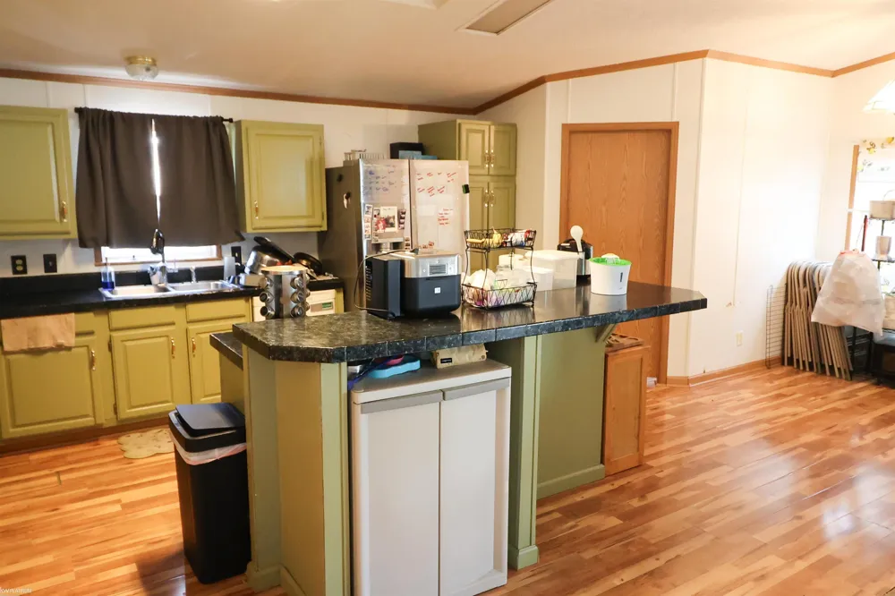 23157 Grey Gables Drive Clinton Charter Township, MI 48036