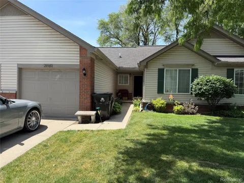 29965 Kenwood Court