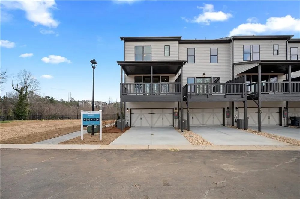 1834 Marisol Circle NW Kennesaw, GA 30144