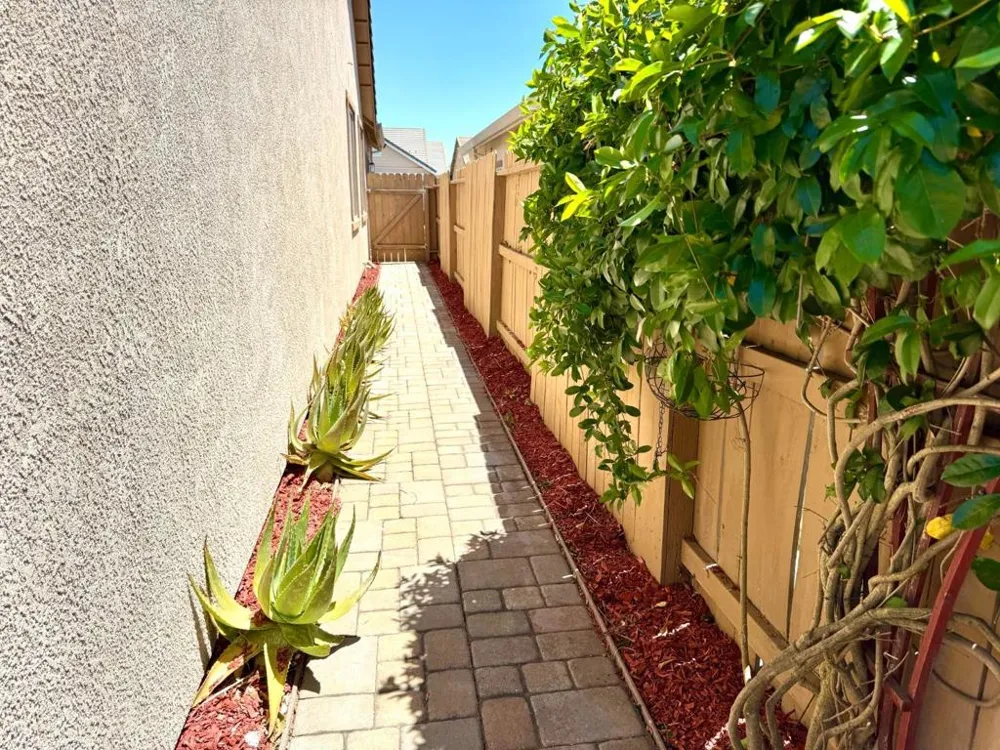9946 Hatherton Way Elk Grove, CA 95757
