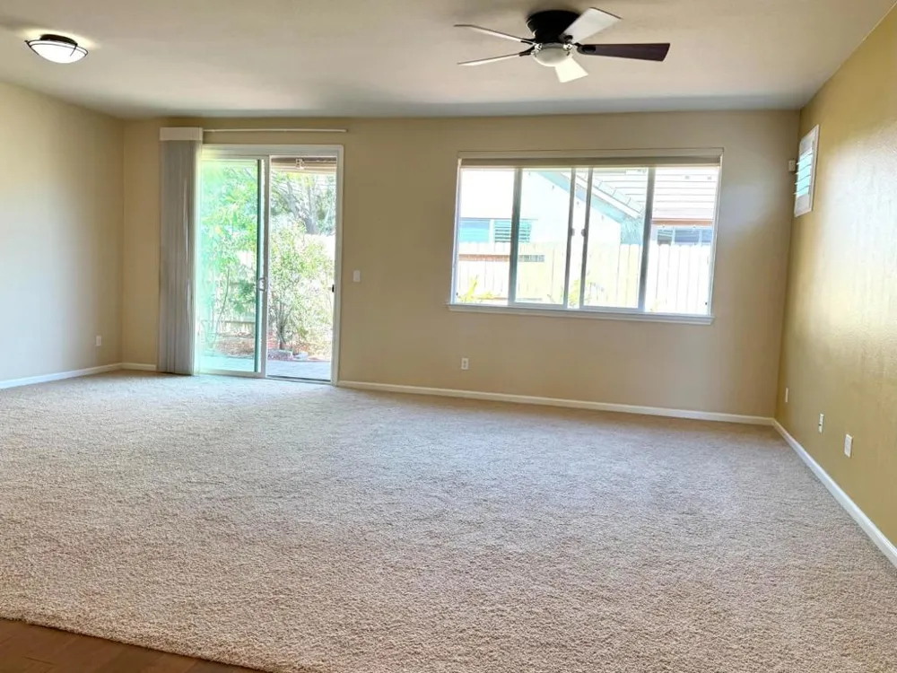 9946 Hatherton Way Elk Grove, CA 95757