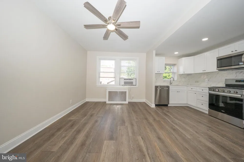 71 BARKER AVENUE Sharon Hill, PA 19079