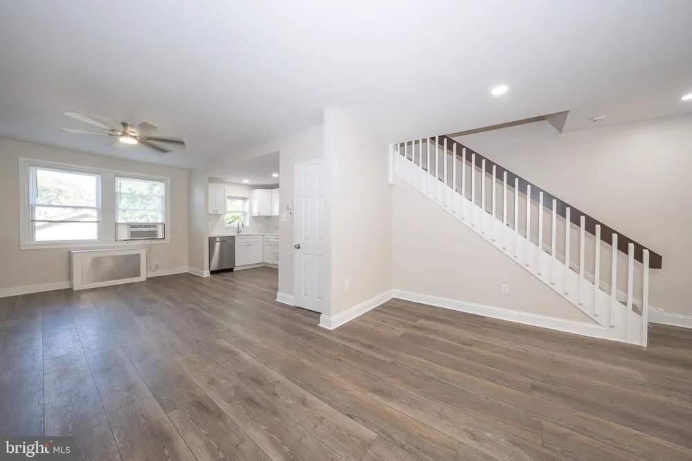 71 BARKER AVENUE Sharon Hill, PA 19079