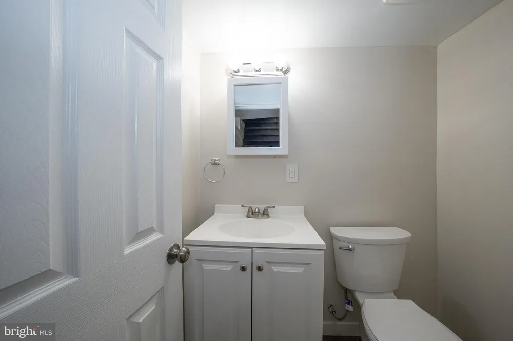 71 BARKER AVENUE Sharon Hill, PA 19079