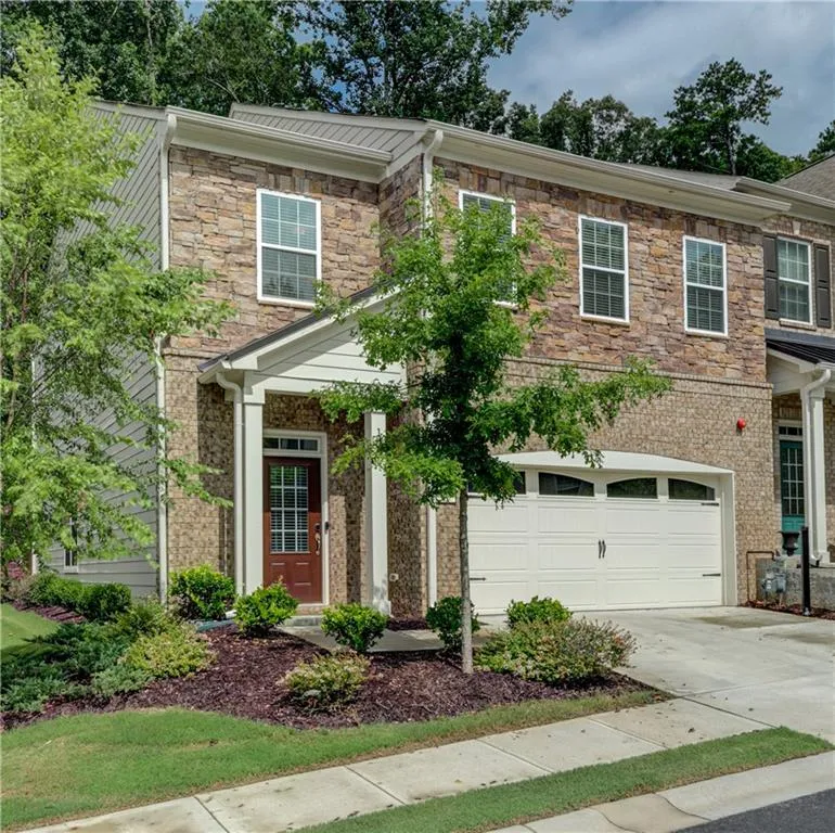 137 Holden Way Woodstock, GA 30189