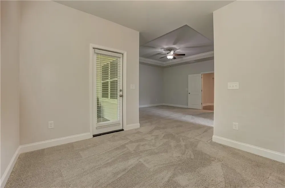 137 Holden Way Woodstock, GA 30189