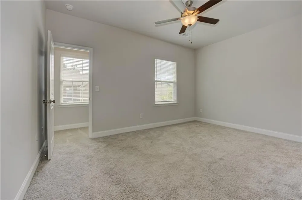 137 Holden Way Woodstock, GA 30189