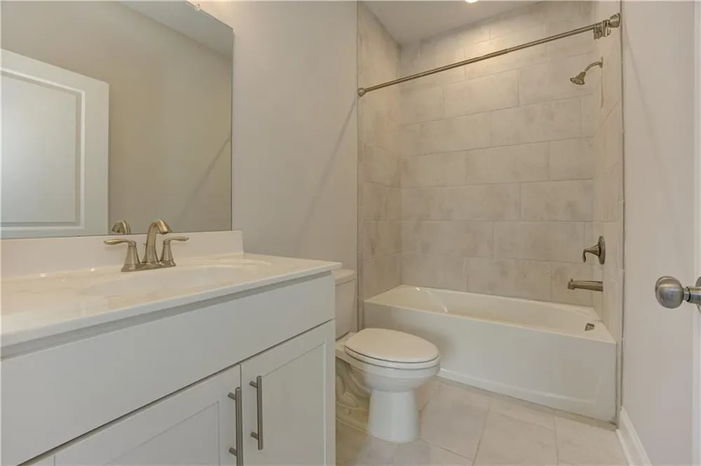 137 Holden Way Woodstock, GA 30189