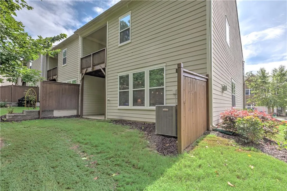137 Holden Way Woodstock, GA 30189