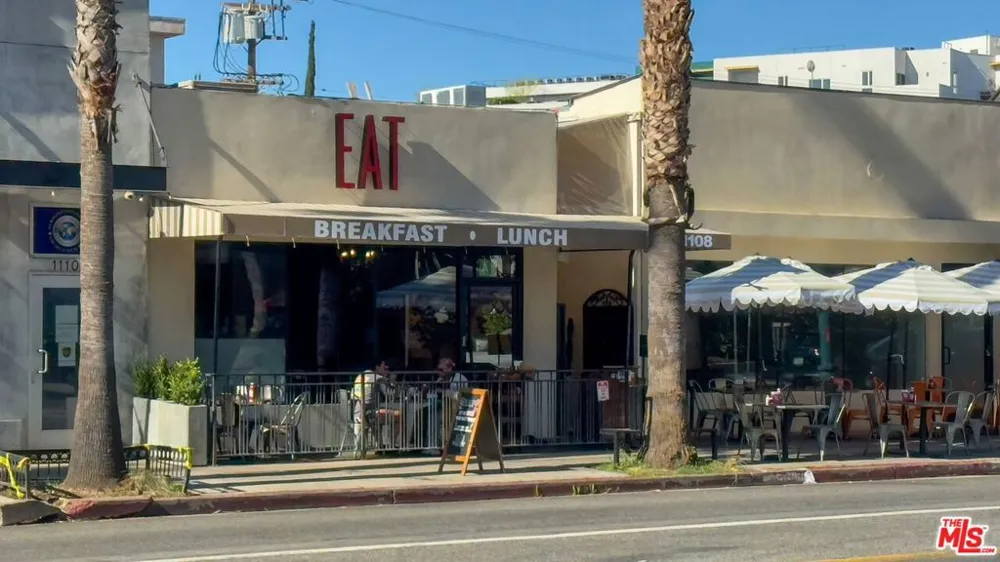 11230 Peach Grove Street #208 Los Angeles, CA 91601