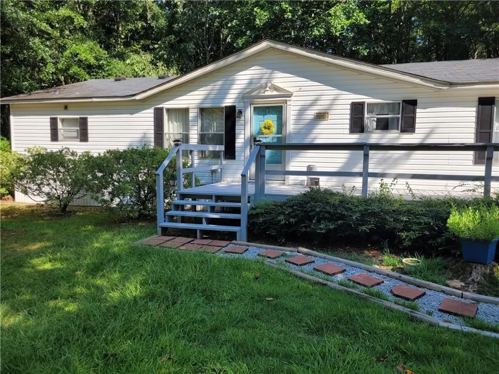 847 Knottywood Drive Lavonia, GA 30553
