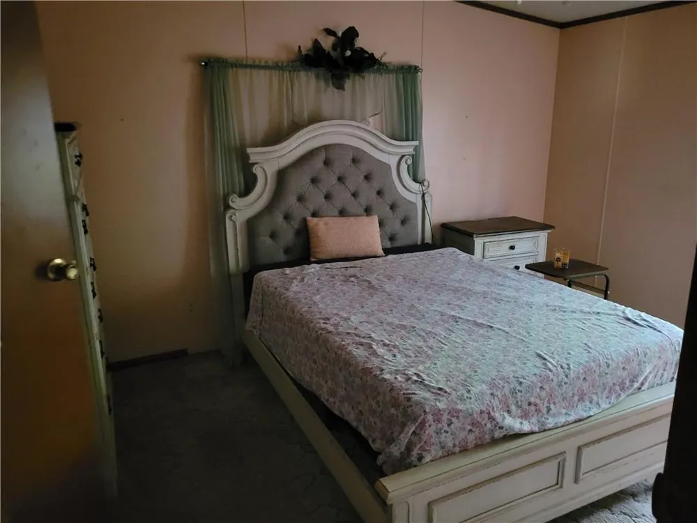 847 Knottywood Drive Lavonia, GA 30553