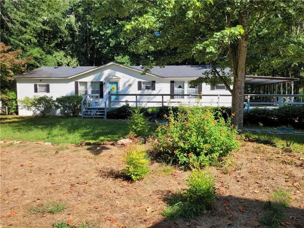 847 Knottywood Drive Lavonia, GA 30553