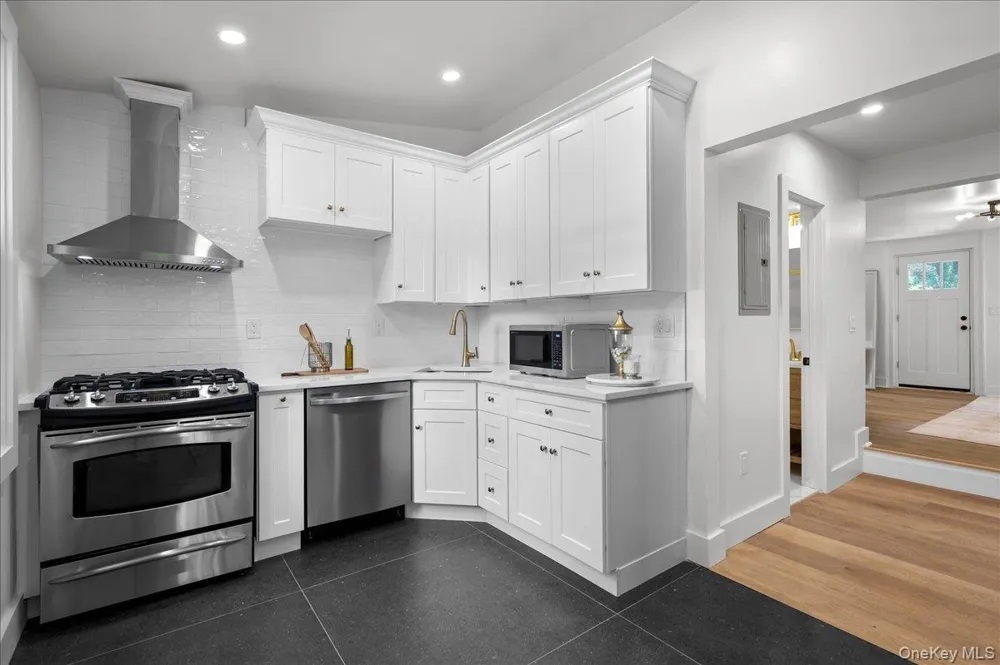360 Western Highway #3 Tappan, NY 10983