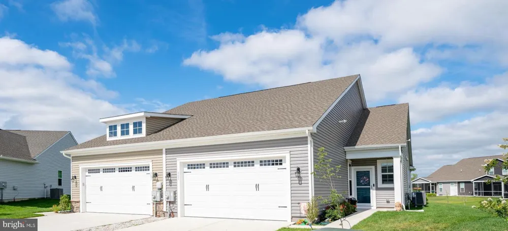 305 WATERSIDE SQUARE Bridgeville, DE 19933