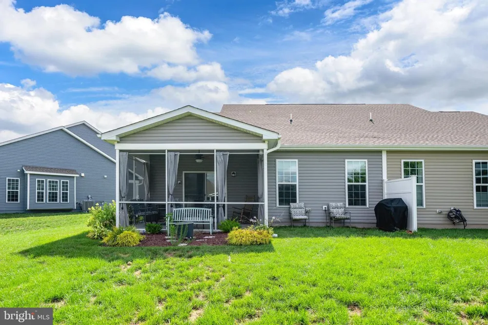 305 WATERSIDE SQUARE Bridgeville, DE 19933