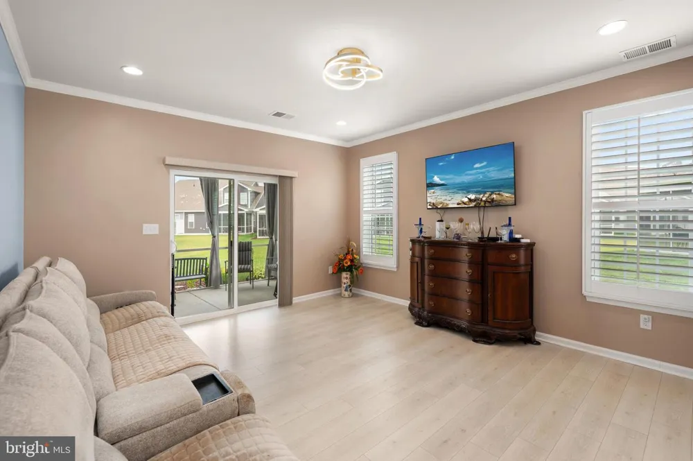 305 WATERSIDE SQUARE Bridgeville, DE 19933