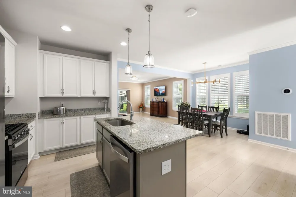 305 WATERSIDE SQUARE Bridgeville, DE 19933